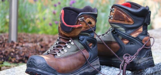 Les astuces ultimes pour éviter les douleurs aux pieds avec des chaussures de sécurité